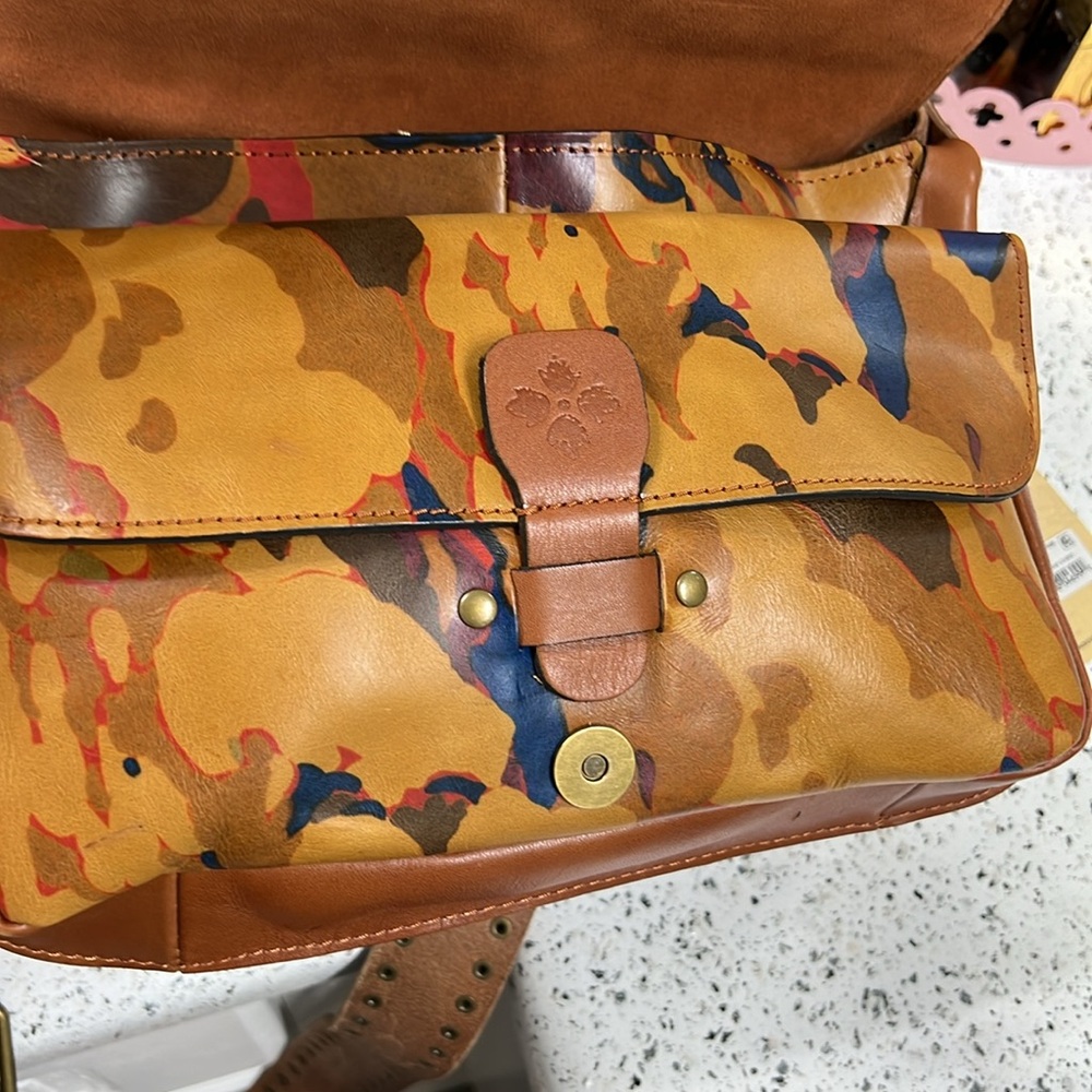 Patricia Nash Saddle Bag - Picture 7 of 8
